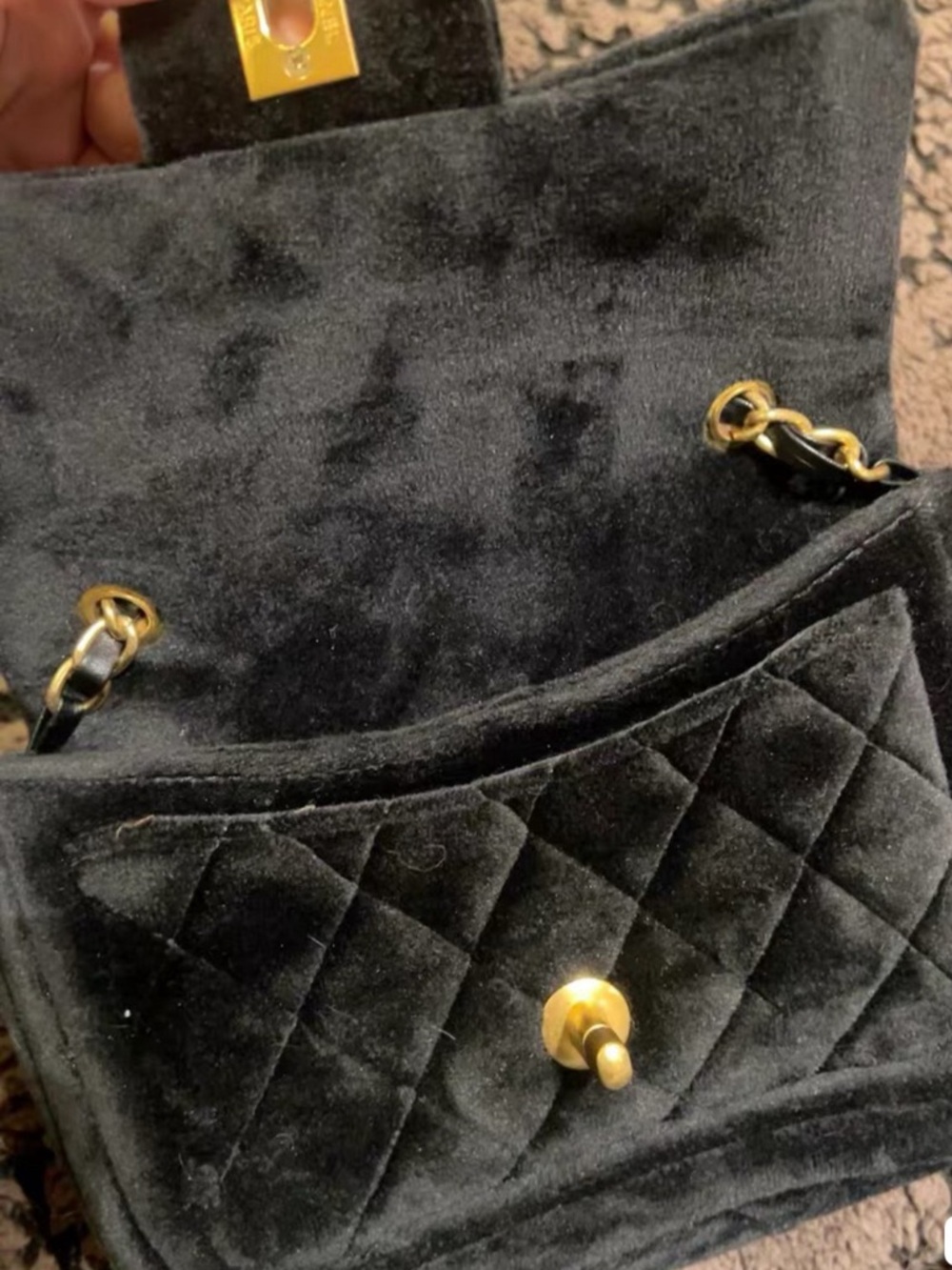Quilted Black velvet Chain Strap Shoulder Bag - Chanel styled bag - Picture 6 of 7